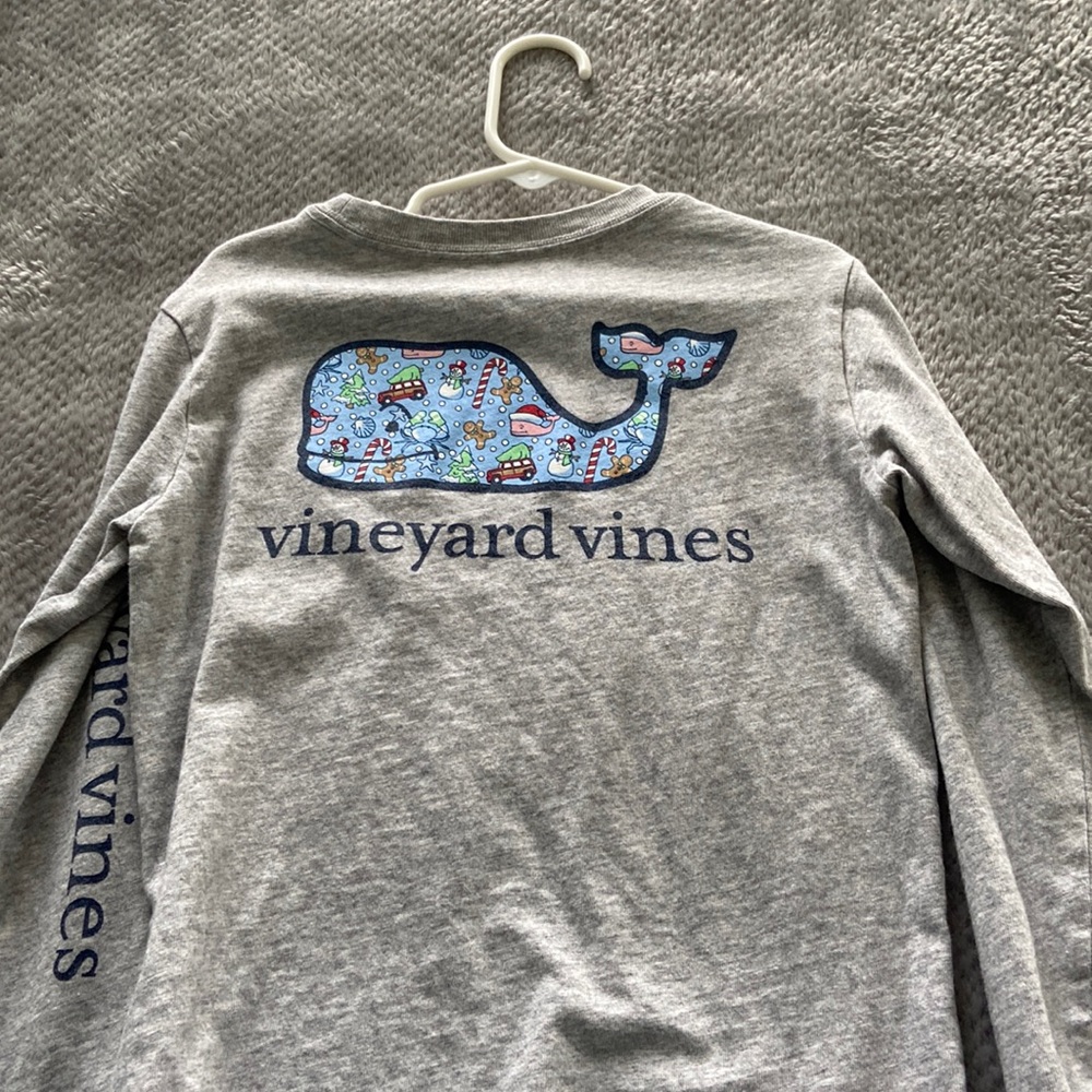 Christmas Vineyard Vines  long sleeves tee size 5